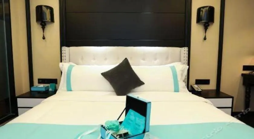 Hotel Xana Hotelle Zhengzhou North Passenger Terminal North University Town