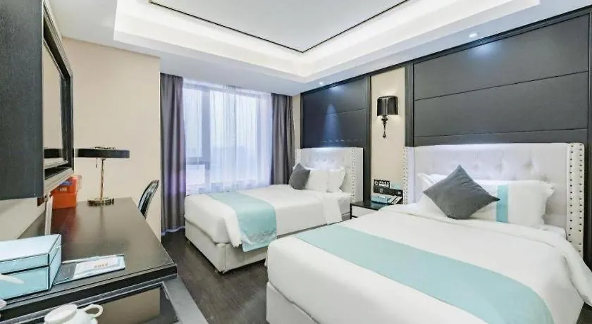Xana Hotelle Zhengzhou North Passenger Terminal North University Town Hotel